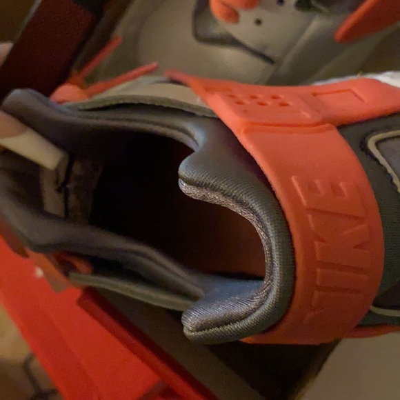 Nike huaraches (GS) - Picture 6 of 7